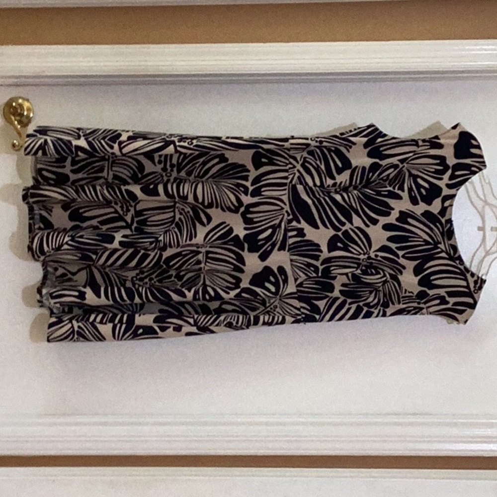 AGB  Blue Dress 97% polyester 3% spandex. Beautifully made. Fits like a glove